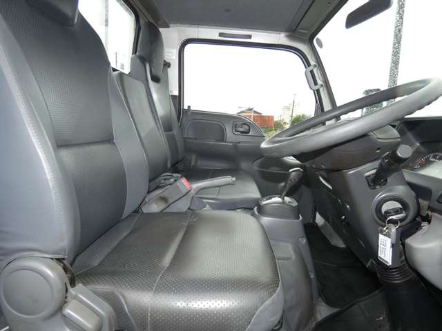 Isuzu Elf 11