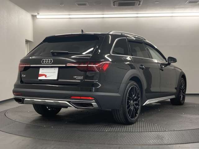 Audi A4 Allroad Quattro 2