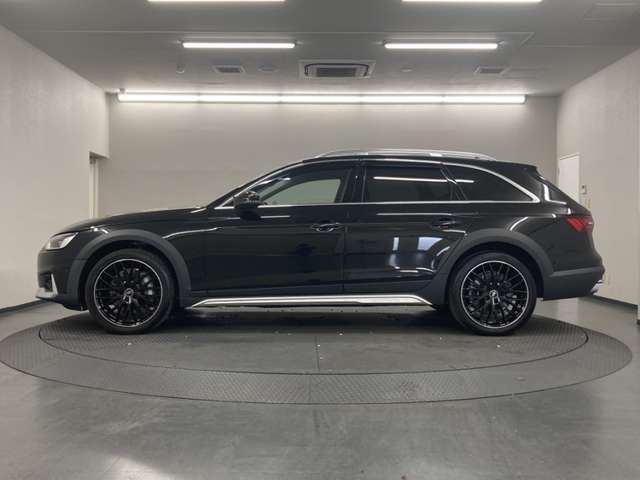 Audi A4 Allroad Quattro 5