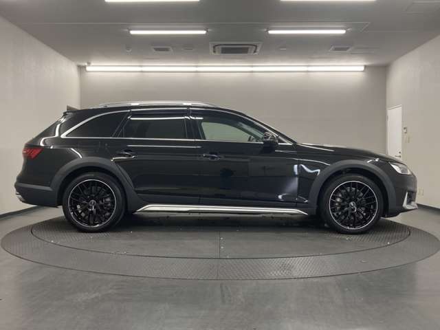 Audi A4 Allroad Quattro 6