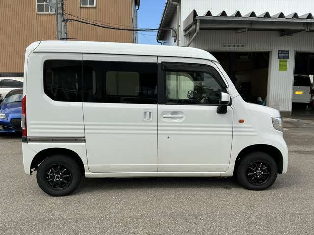 Honda N-VAN 8