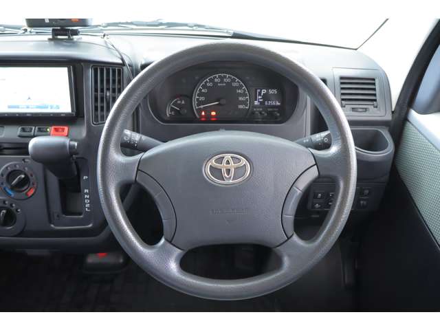 Toyota Town Ace Van 8