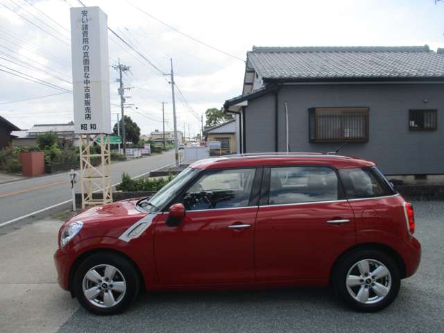 MINI Crossover 8