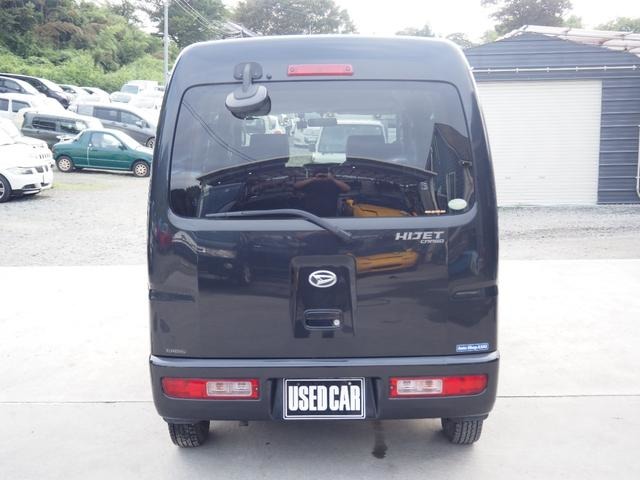 Daihatsu Hijet Cargo 5