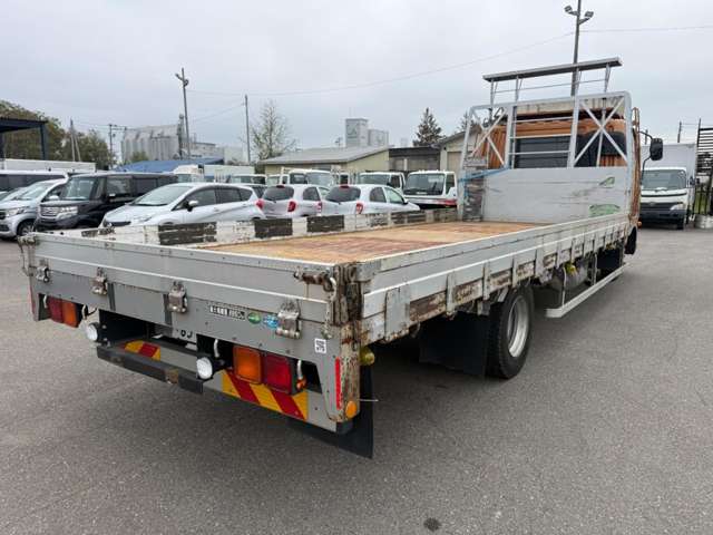Mitsubishi Fuso Fighter 8