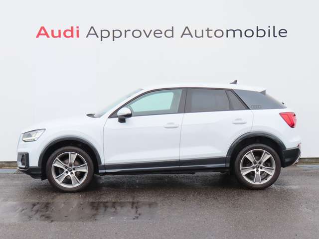Audi Q2 6