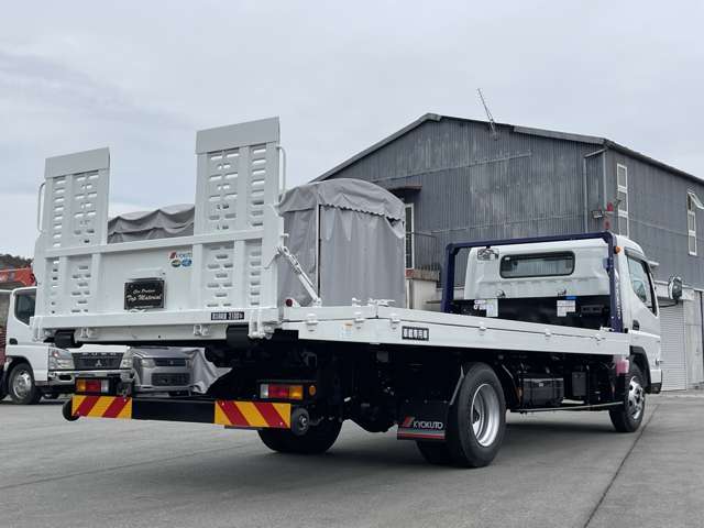 Mitsubishi Fuso Canter 3