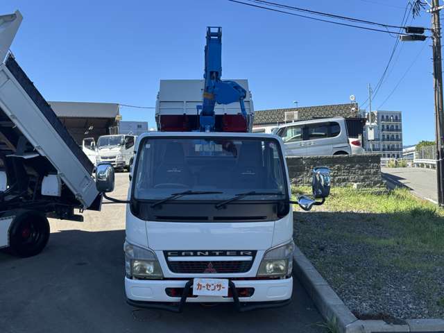 Mitsubishi Fuso Canter 2