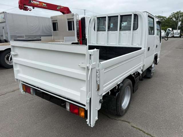 Isuzu Elf 8