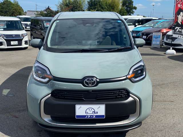Toyota Sienta 7