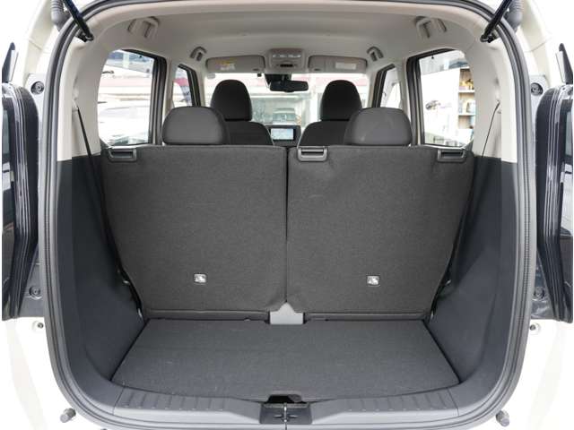 Mitsubishi eK X EV 8