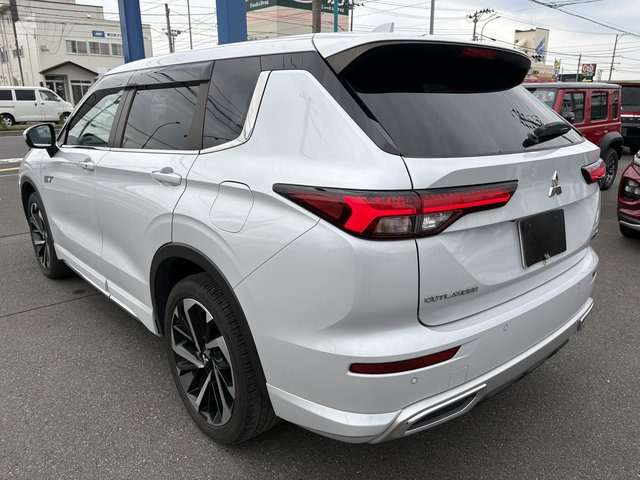 Mitsubishi Outlander 7