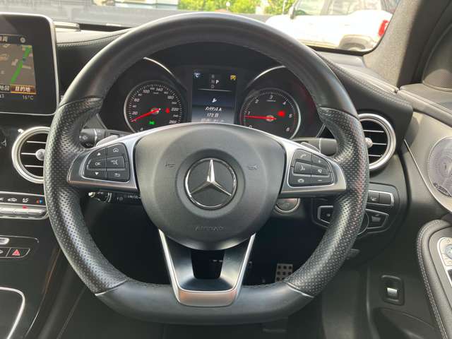 Mercedes-Benz GLC 11