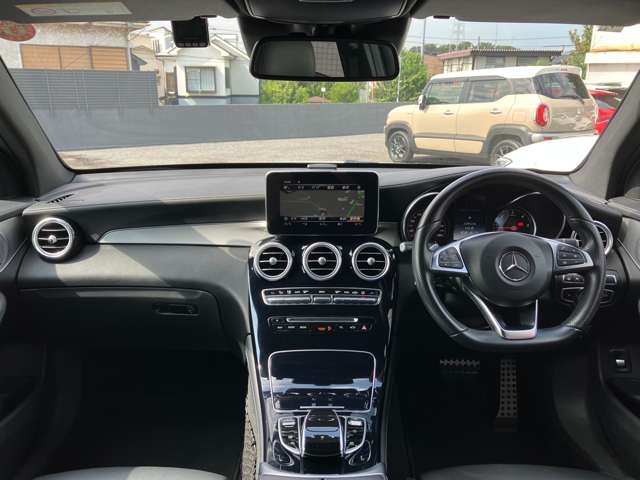 Mercedes-Benz GLC 10