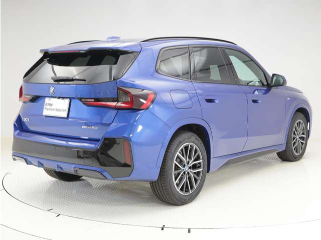 BMW iX1 9
