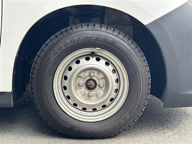 Nissan NV150 AD 7