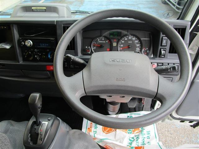 Isuzu Elf 10