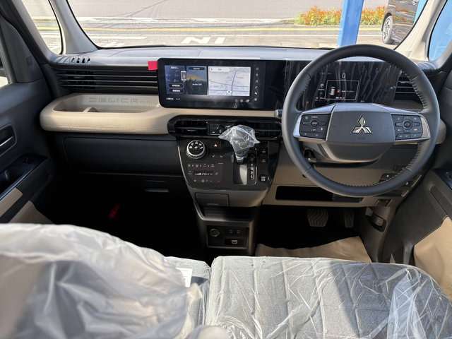 Mitsubishi Delica Mini 3