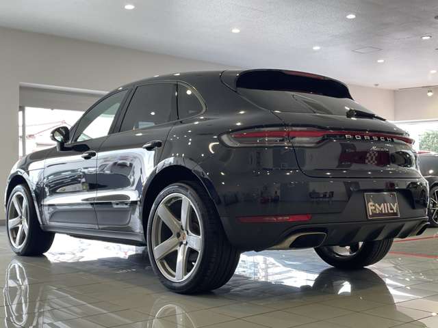 Porsche Macan 12