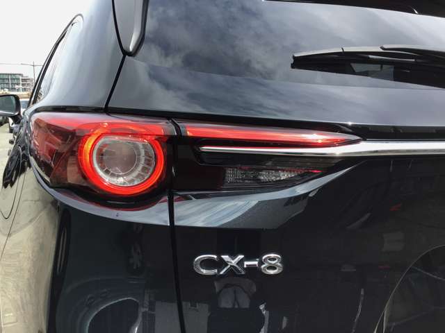 Mazda CX-8 12