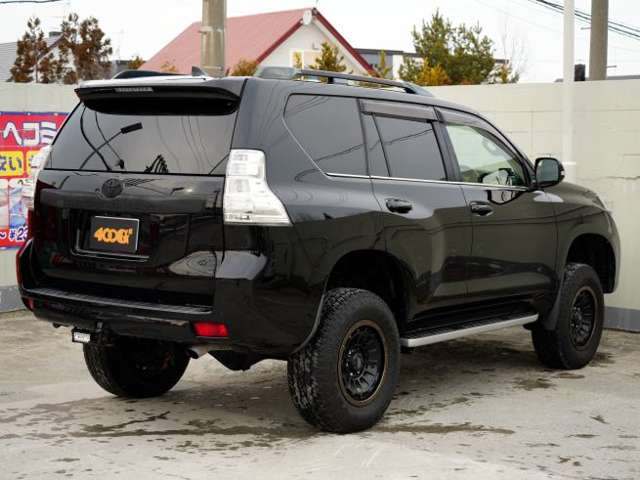 Toyota Land Cruiser Prado 8