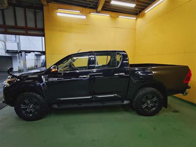 Toyota Hilux 5