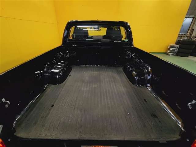 Toyota Hilux 9