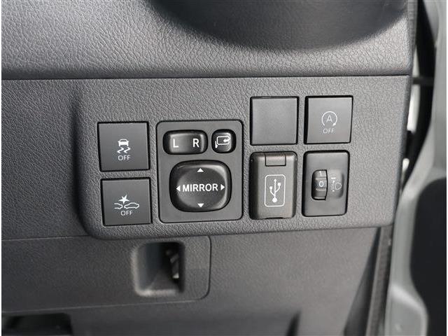Daihatsu グランマックスカーゴ 11