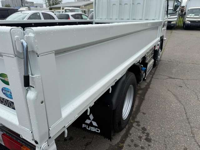 Mitsubishi Fuso Canter 11