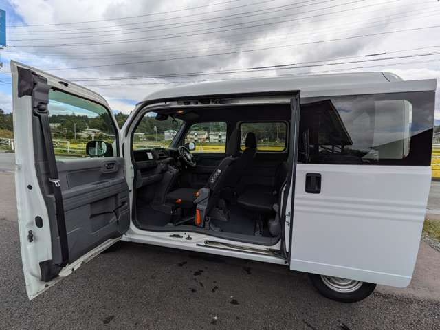 Honda N-VAN 11