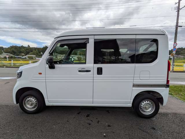 Honda N-VAN 8