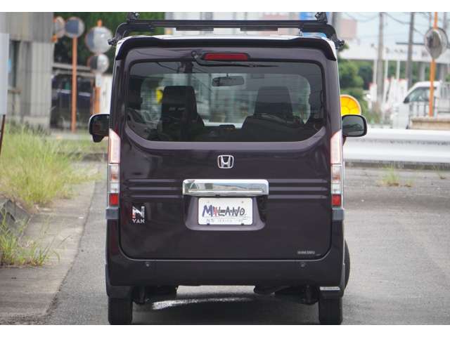 Honda N-VAN 8