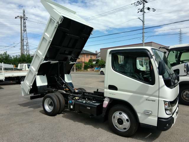 Mitsubishi Fuso Canter 11