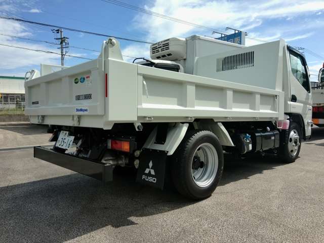 Mitsubishi Fuso Canter 7