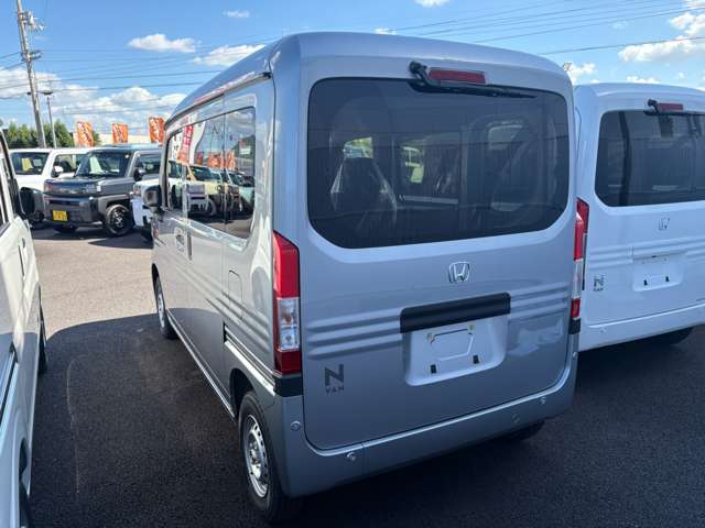 Honda N-VAN 11