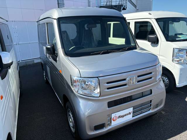 Honda N-VAN 8