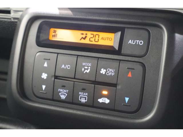 Honda N-VAN 10