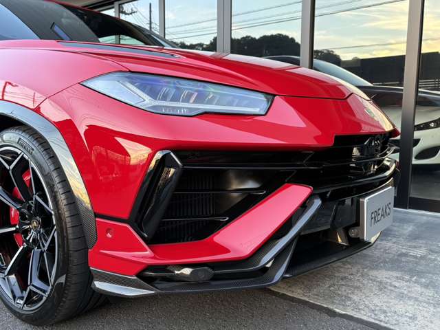 Lamborghini ウルス 7