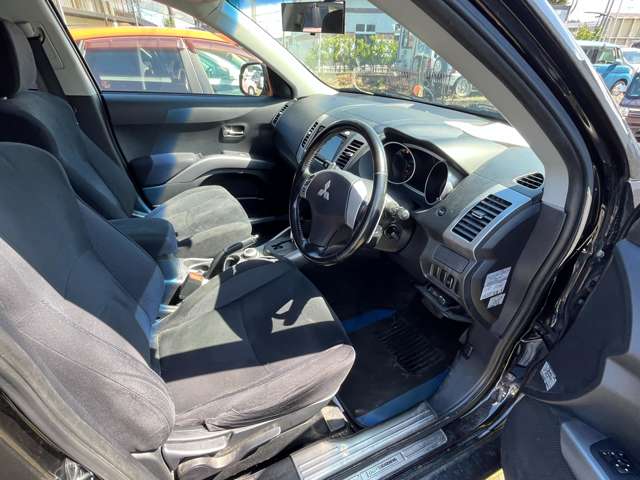 Mitsubishi Outlander 3
