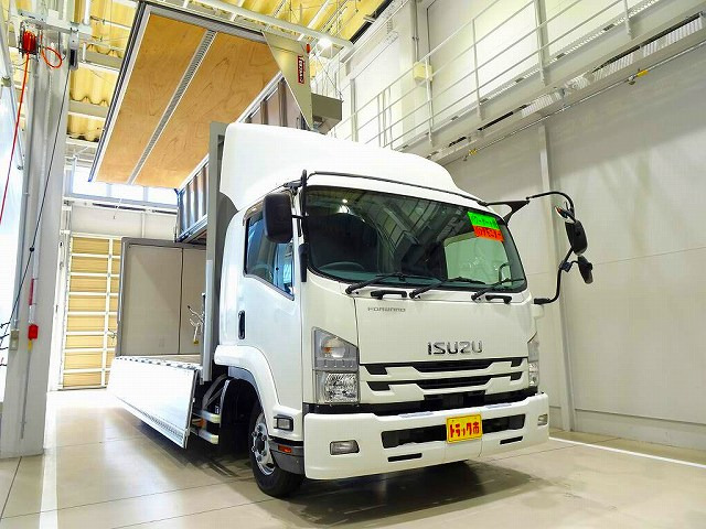Isuzu Forward 3