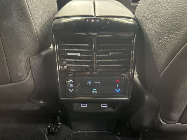 DS Automobiles DS 7 Crossback 11