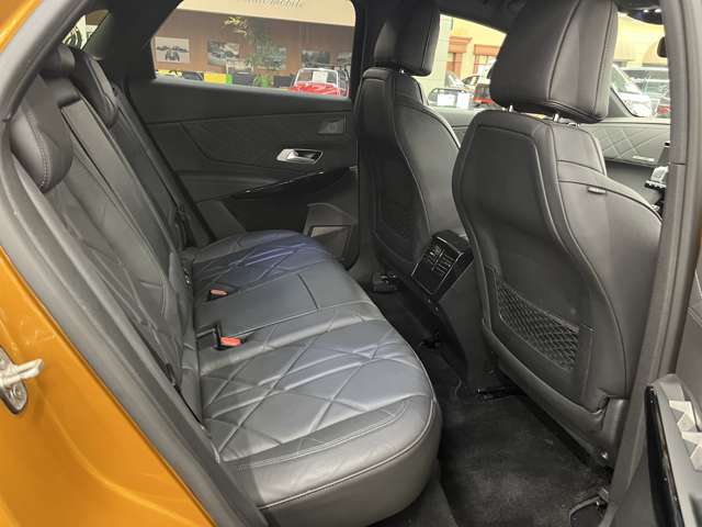 DS Automobiles DS 7 Crossback 9