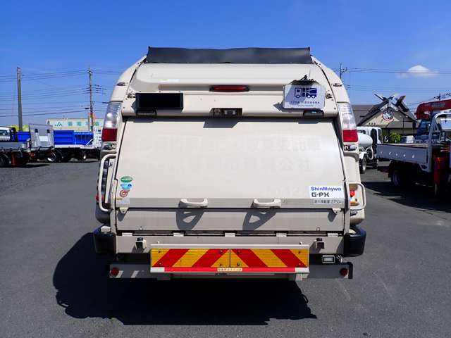 Hino Dutro 7