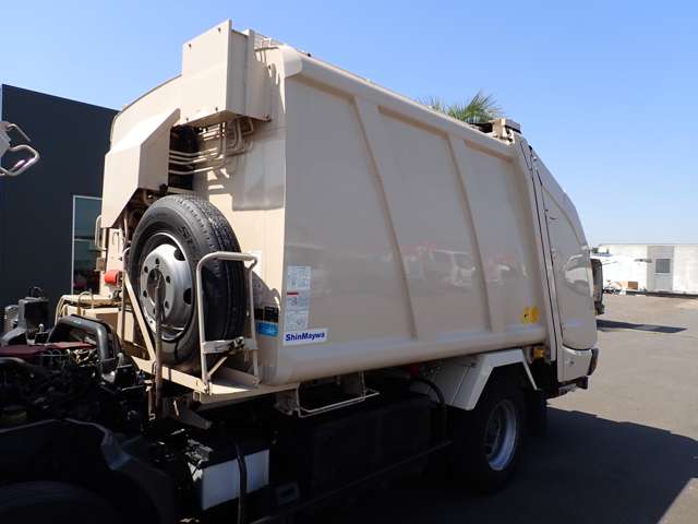 Hino Dutro 10