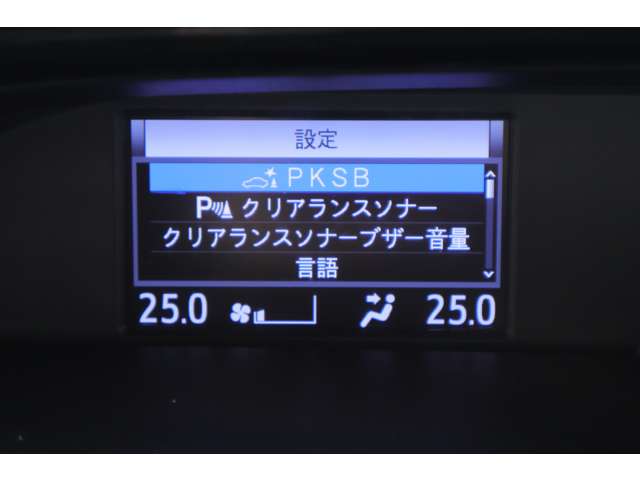 Toyota Noah 12
