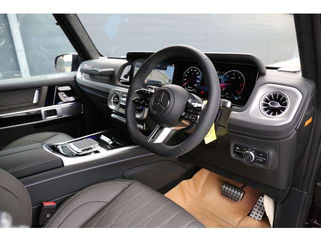 Mercedes-Benz G-Class 11