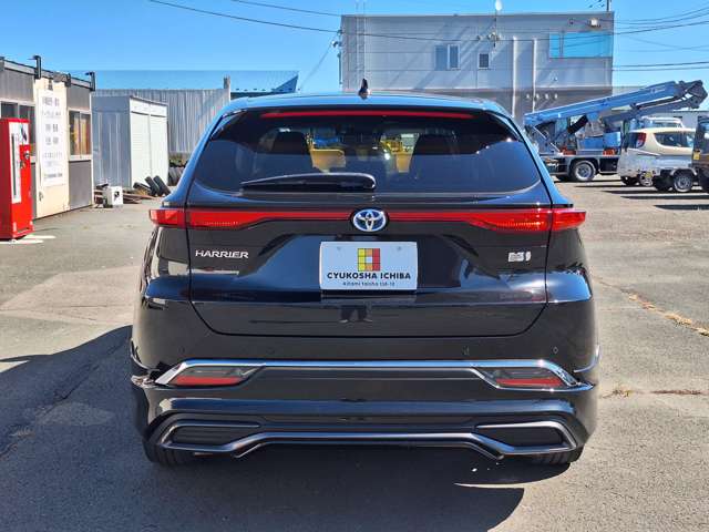 Toyota Harrier 8