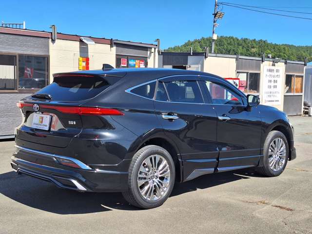 Toyota Harrier 9