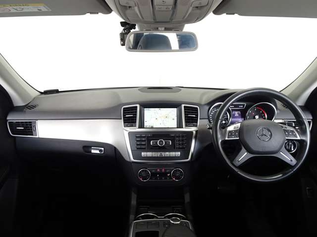 Mercedes-Benz MClass 3