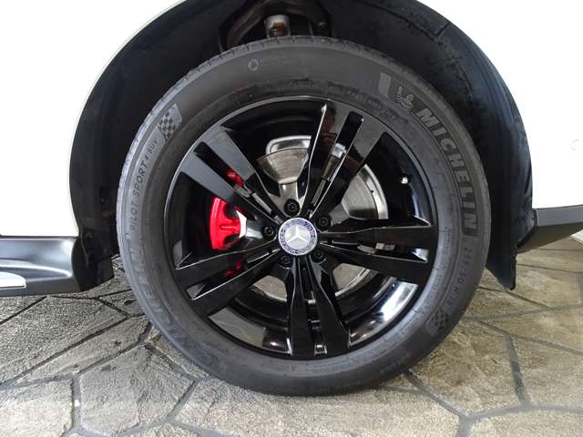 Mercedes-Benz MClass 5